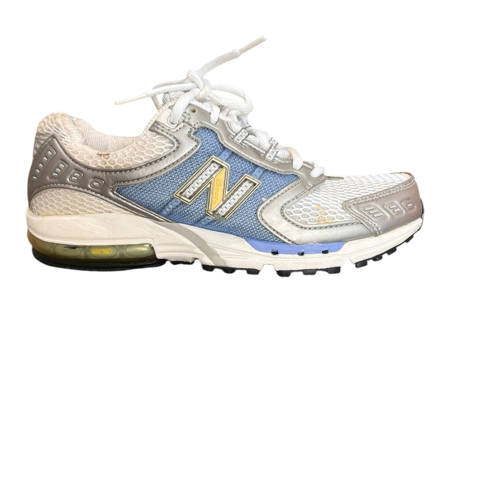 New Balance 890 White, Blue & Silver Athletic Sneaker, Running Shoes, Size 8.5